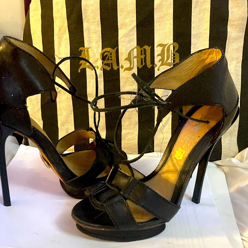 Lamb cage black heels size 6 M